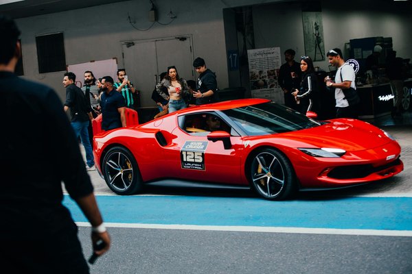 Concessionnaire moto en ligne : avantages et inconvénients